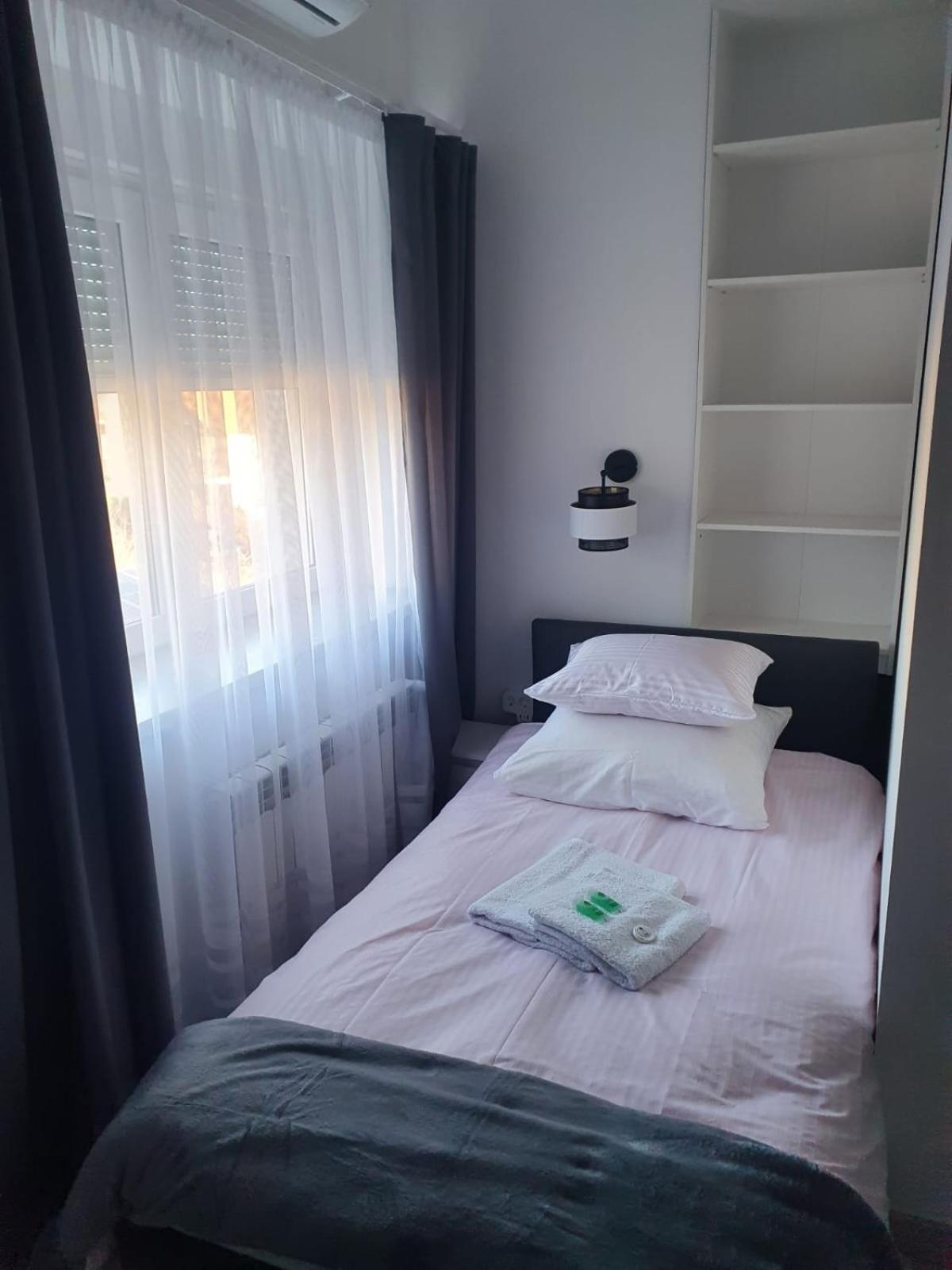 Comfort Stay, Ev, Parking Boleslawiec (Lower Silesia) Exterior foto