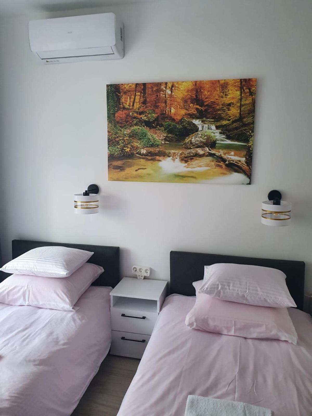 Comfort Stay, Ev, Parking Boleslawiec (Lower Silesia) Exterior foto