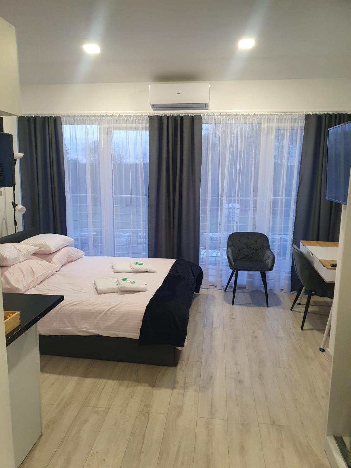 Comfort Stay, Ev, Parking Boleslawiec (Lower Silesia) Exterior foto