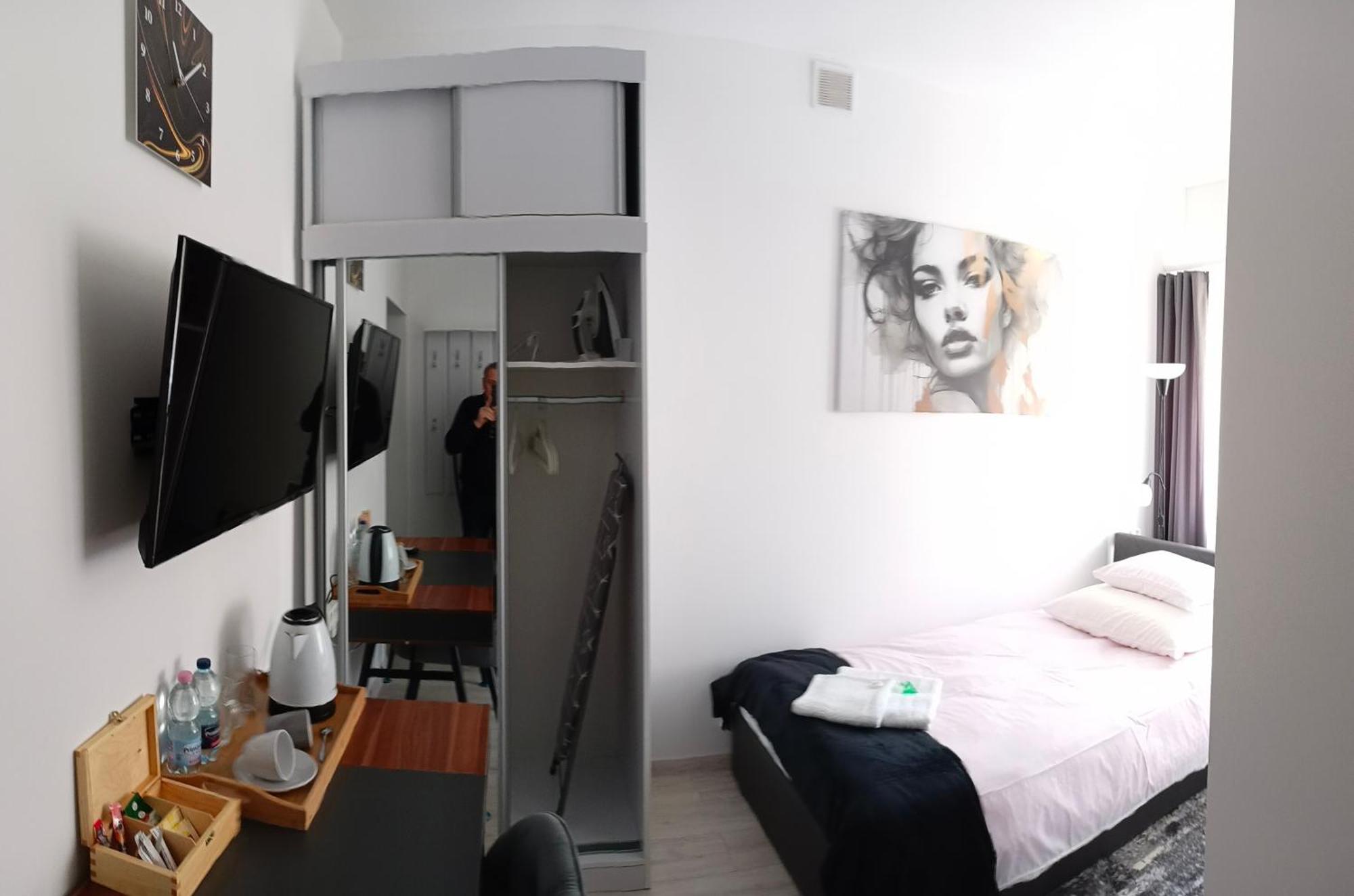 Comfort Stay, Ev, Parking Boleslawiec (Lower Silesia) Exterior foto